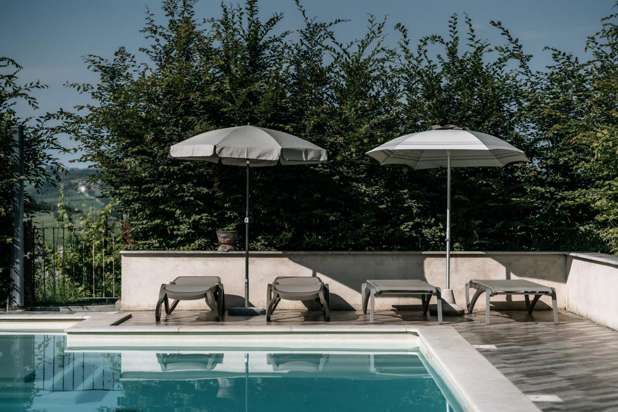 Borgo Casa Scaparone Villa Alba  Exterior photo