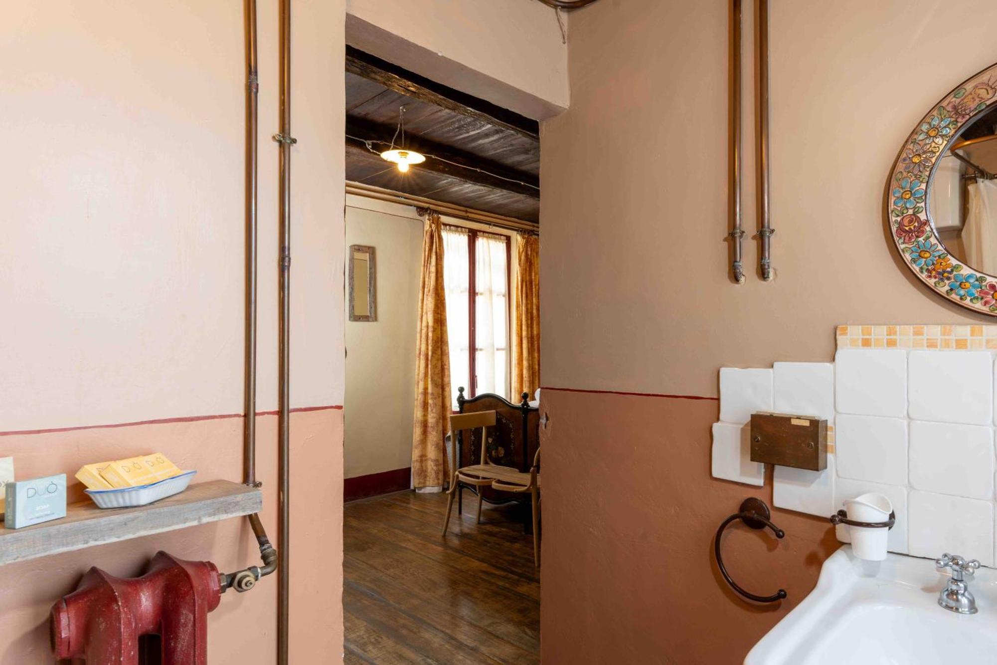 Borgo Casa Scaparone Villa Alba  Exterior photo